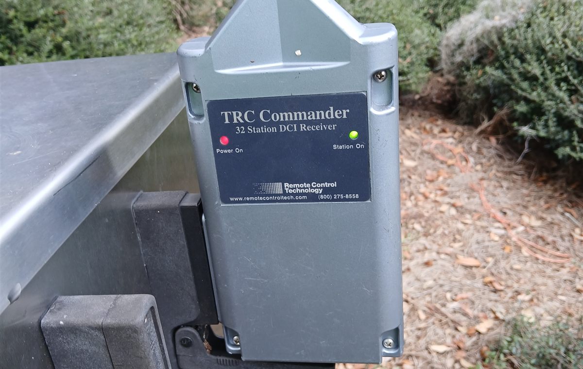 Real irrigation receiver and controller equipment